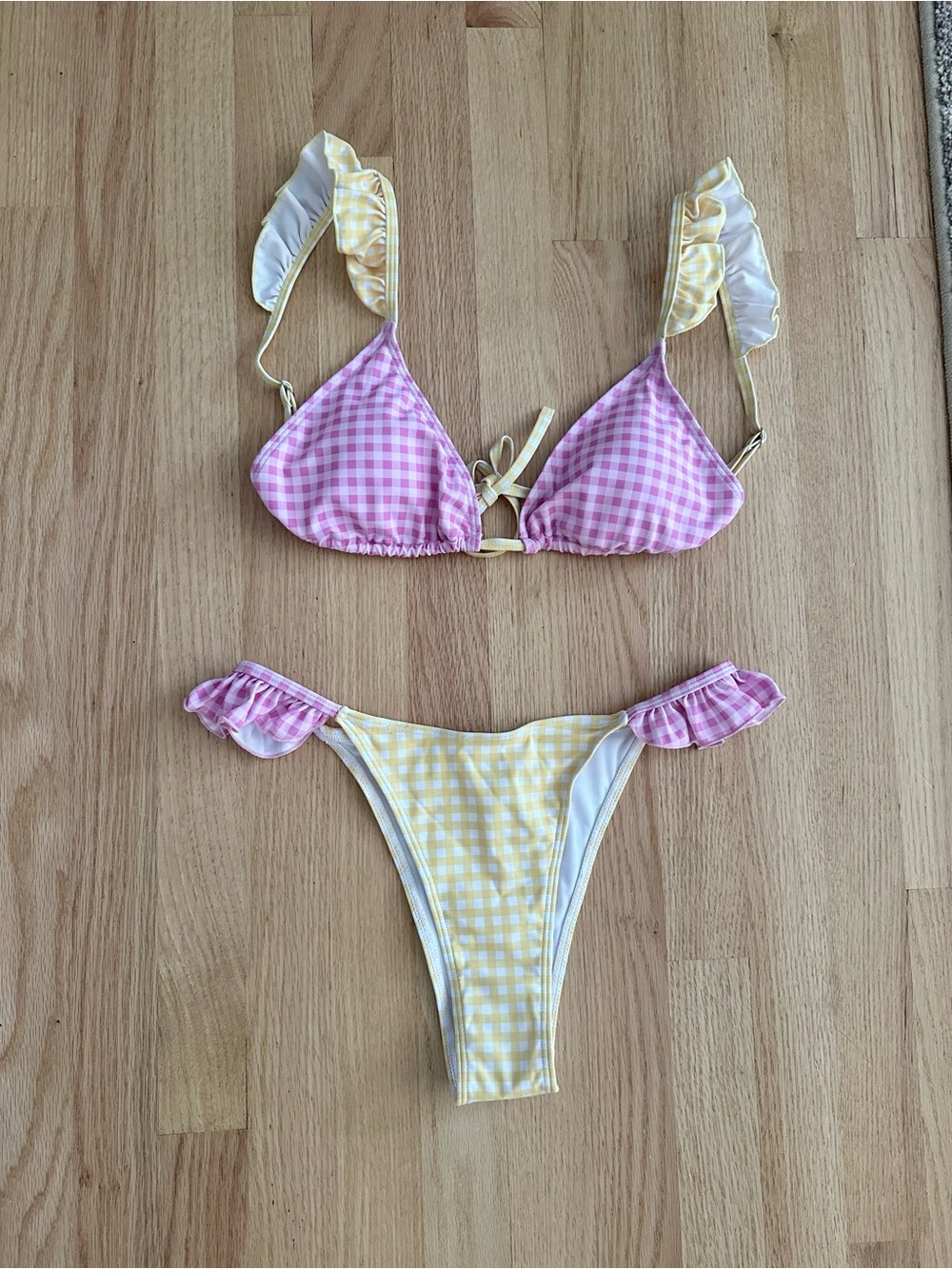 Brand new SHEIN Gingham Ruffle Bikini (hygiene sticker still intact) - Picture 2 of 3